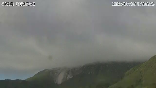 神津島 前浜南東のライブカメラ