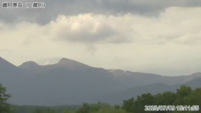 雌阿寒岳 上徹別のライブカメラ