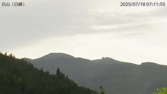 白山 白峰のライブカメラ