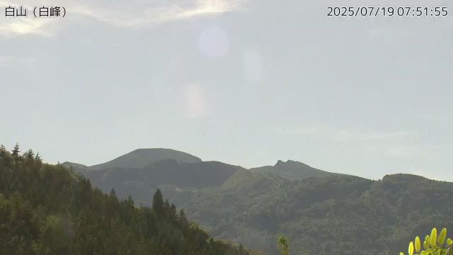 白山 白峰のライブカメラ