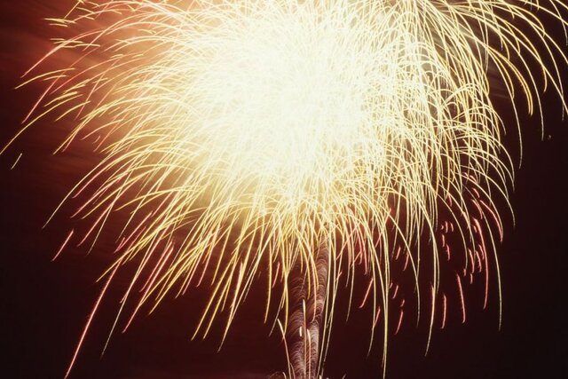 【8/1開催】夏の夜を彩る！1万人以上が訪れる海上花火大会‐糸魚川市「能生ふるさと海上花火大会」【新潟県の花火大会特集2026】