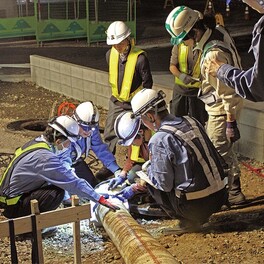 宮内一丁目 浸水対策の夜間訓練 排水ポンプを連続運転〈川崎市中原区〉