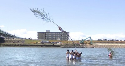 12人の男達が真冬の川で竹によじ登る！尾張三大奇祭「きねこさ祭」に密着