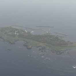 「4カ月たっても津波の傷痕そのままに…」能登半島の沖にある離島”舳倉島”地震から4カ月後にようやく島民が集団一時帰島