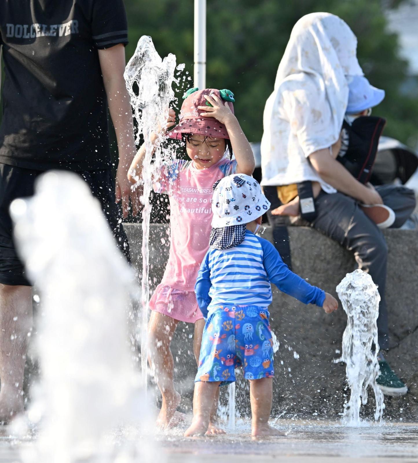 福崎で38.0度　兵庫県内9地点で今年の最高気温を記録、14地点で35度以上に