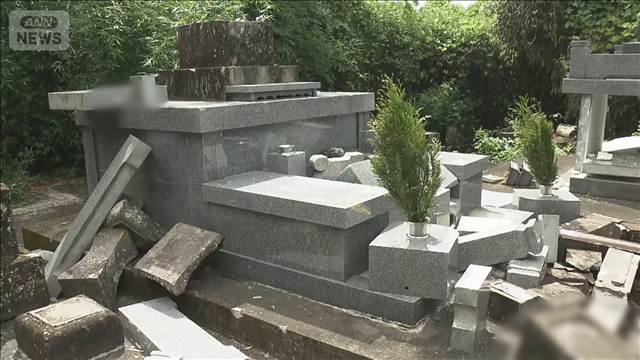 震度7観測の氷川町　お盆前に墓石の修理希望も…「難しい」断水の影響続く