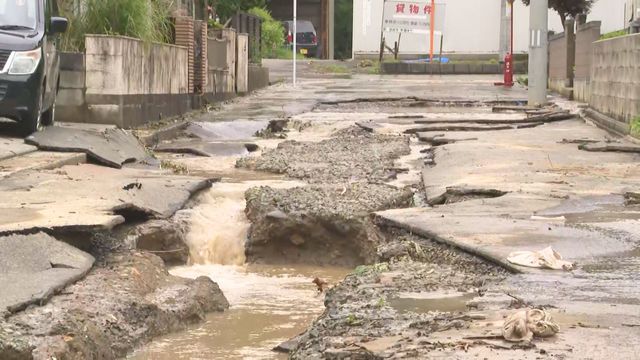 宮下知事が鰺ヶ沢町の大雨被災現場を視察「インフラの復旧に一月単位でかかる」「速やかに日常を取り戻せるように」