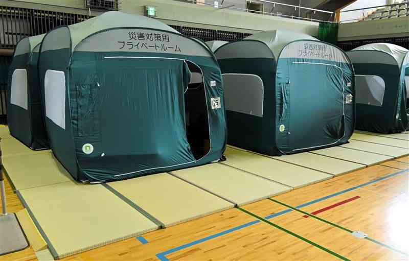 ＜2026年熊本地震＞全国から届いた畳、被災者に癒やし　畳店の全国組織、避難所20カ所以上に提供　八代産イ草も使用