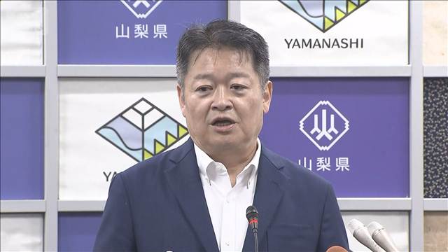 富士山の防災ヘリ救助を有料化へ　閉山期間の無謀登山を対象に　27年9月開始目指す