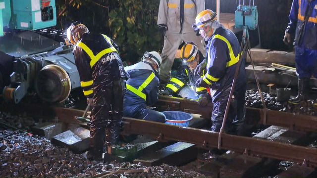 千葉県内で長引く一部運休…代行輸送始められない区間も　台風被害で生活一変した人たちは