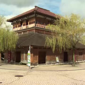 山代温泉で「日帰り観光客」の避難訓練 土地勘のない10人が地震発生を想定、避難所まで徒歩5分